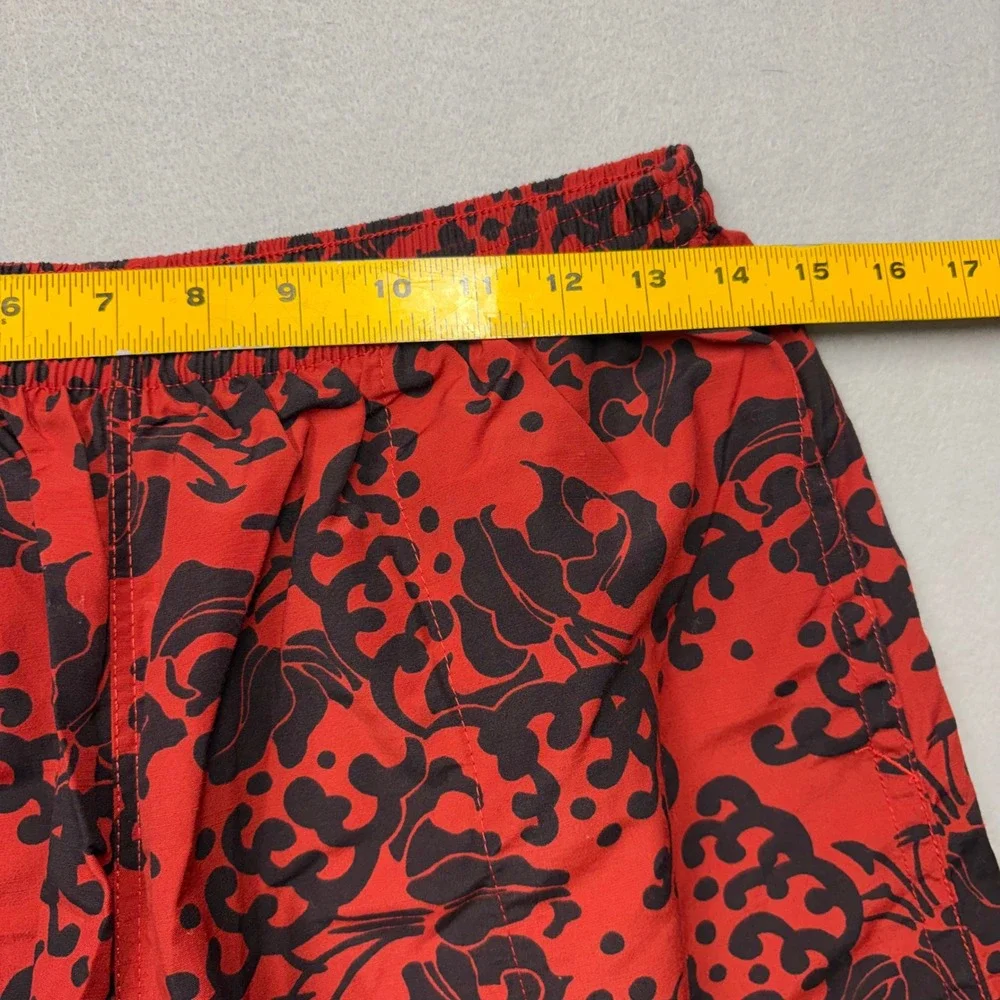 Patagonia Baggies Shorts Mens M Red Black Floral Paisley 5